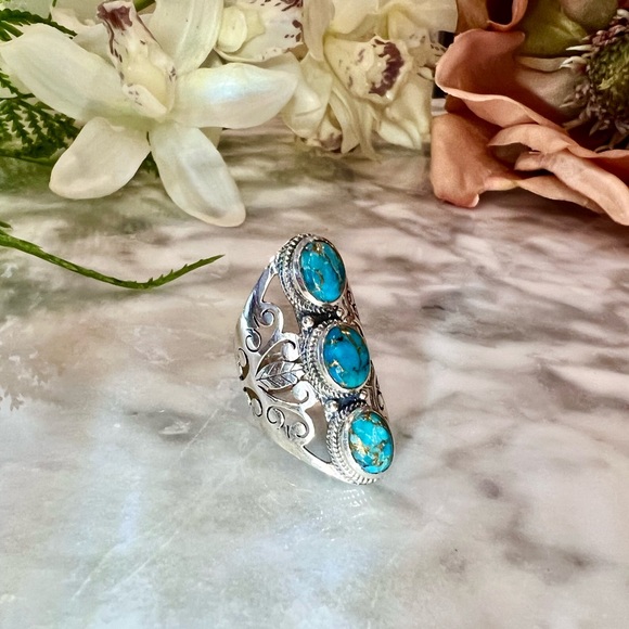 Vintage Handmade Genuine Turquoise Ring Solid 925 Sterling Silver Filigree Ring - Picture 14 of 15